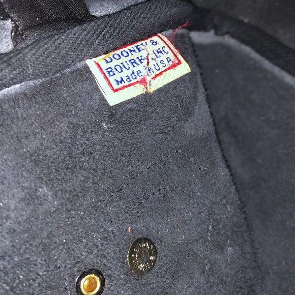 Vintage Dooney&Bourke all leather9x8x3 8” drop - Picture 15 of 15